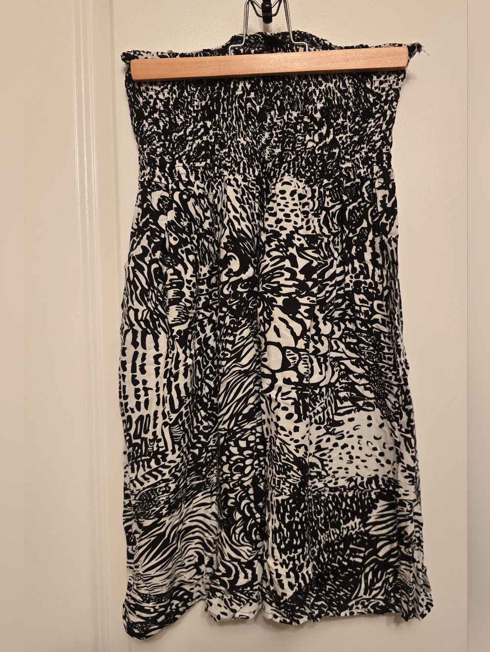 Justify Black and White Printed Strapless Dress Size M